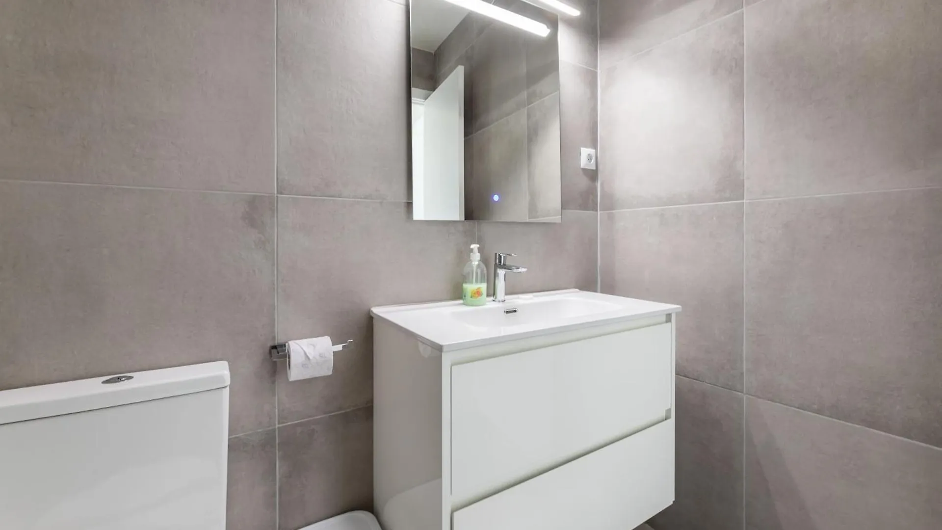 Apartamento Estepona Orquidiario İspanya